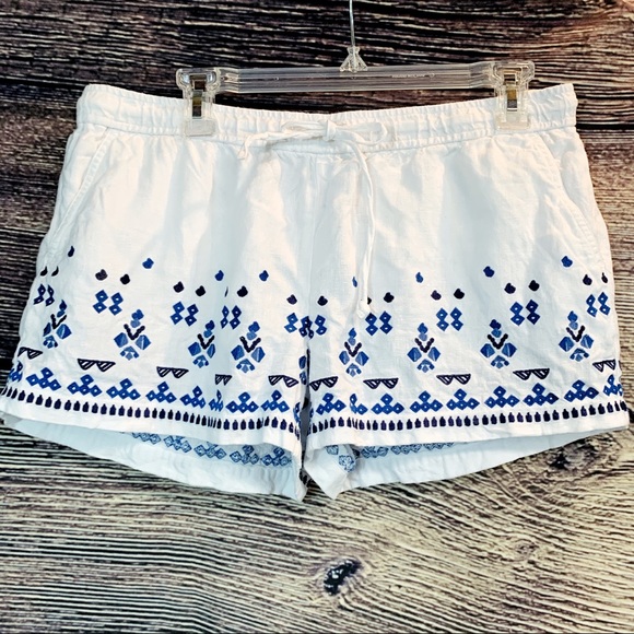 Vineyard Vines Pants - Vineyard Vines Embroidered Shorts